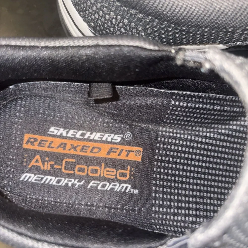Skechers Men's RelaxedFit Air Cooled Sz 7 Gray Slipon Shoes Walking Sneakers EUC